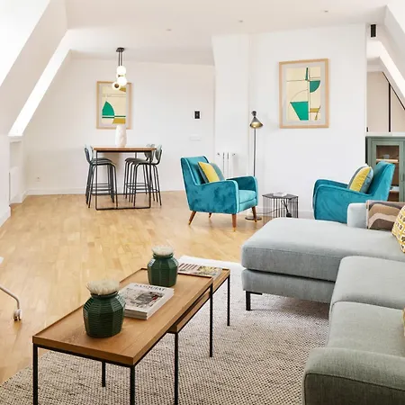 Miramar Attic By Feelfreerentals * Сан-Себастьян