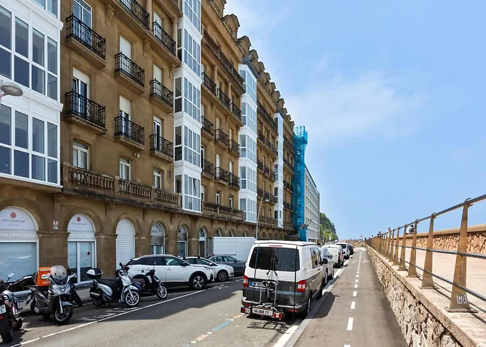 Apartament Miramar Attic By Feelfreerentals