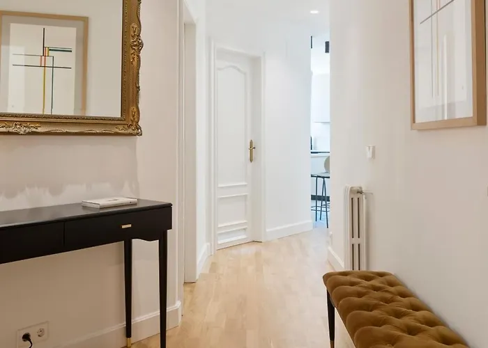 Miramar Attic By Feelfreerentals アパート